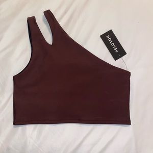 Peloton show up side to side bra